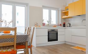 Prima Classe Apartment - Central Apartment With Private Garage - Molfetta